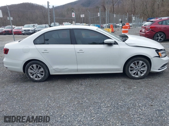 2016 Volkswagen Jetta Sedan 1.4T SE with VIN 3VWD67AJ3GM392427, listed as a IAAI auction lot 41704763 with 84,152 mi miles. Bid and sale history available at carsss.com. Image 13.