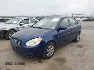 2009 Hyundai Accent Auto GLS with VIN KMHCN46C29U298298, listed as a IAAI auction lot 41568338 with 97,130 mi miles. Bid and sale history available at carsss.com. Image 2.