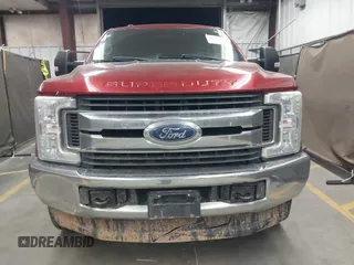 2017 Ford F-250 Lariat with VIN 1FT7W2BT3HEF19655, listed as a IAAI auction lot 41932807 with 231,282 mi miles and . Bid and sale history available at DreamBid. Image 12.