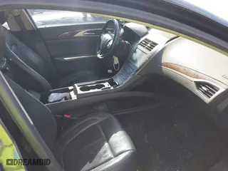 2013 Lincoln MKZ with VIN 3LN6L2GK3DR816190, listed as a IAAI auction lot 42093774 with 156,364 mi miles. Bid and sale history available at carsss.com. Image 5.