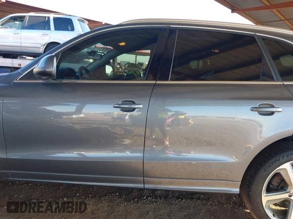 2014 Audi Q5 Premium Plus with VIN WA1DGAFP4EA004233, listed as a IAAI auction lot 41232286 with 85,785 mi miles and . Bid and sale history available at DreamBid. Image 14.
