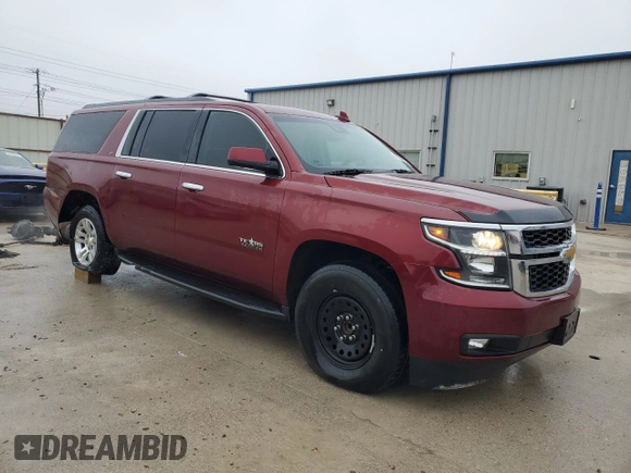 2019 Chevrolet Suburban LT z VIN 1GNSCHKC1KR138254, wystawiony jako Copart lot #43992615 z przebiegiem 102 047 mil mil oraz Czysty tytuł • Clean title. Historia ofert i sprzedaży dostępna na DreamBid. Obrazek 4.