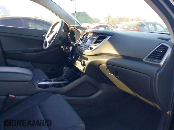 2017 Hyundai Tucson SE with VIN KM8J23A42HU277007, listed as a IAAI auction lot 41347764 with 70,472 mi miles and . Bid and sale history available at DreamBid. Image 5.
