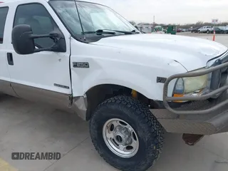 2002 Ford F-250 XL z VIN 1FTNW21F52ED46120, wystawiony jako IAAI lot #41681768 z przebiegiem 242 053 mil mil oraz . Historia ofert i sprzedaży dostępna na DreamBid. Obrazek 6.