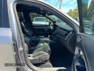 2019 Volvo XC90 R-Design z VIN YV4A22PM9K1440828, wystawiony jako Copart lot #58994785 z przebiegiem 153 481 mil mil oraz Czysty tytuł • Clean title. Historia ofert i sprzedaży dostępna na DreamBid. Obrazek 5.