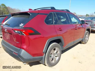 2022 Toyota RAV4 XLE with VIN 2T3W1RFV9NW186218, listed as a IAAI auction lot 41656275 with 27,400 mi miles. Bid and sale history available at carsss.com. Image 4.