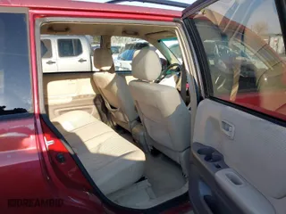 2006 Toyota Highlander w/3rd Row with VIN JTEDP21A060106758, listed as a IAAI auction lot 41441477 with 154,143 mi miles. Bid and sale history available at carsss.com. Image 8.