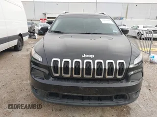2018 Jeep Cherokee Latitude Plus with VIN 1C4PJLLX3JD503568, listed as a IAAI auction lot 41806496 with 166,224 mi miles. Bid and sale history available at carsss.com. Image 12.