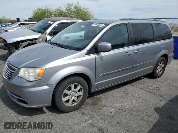2013 Chrysler Town & Country Touring z VIN 2C4RC1BG0DR630188, wystawiony jako Copart lot #53320815 z przebiegiem 115 026 mil mil oraz Szkoda całkowita • Salvage title. Historia ofert i sprzedaży dostępna na DreamBid. Obrazek 1.