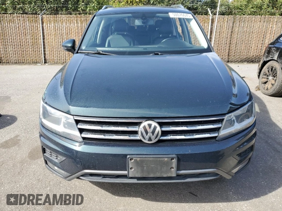 2018 Volkswagen Tiguan SEL with VIN 3VV3B7AX8JM051483, listed as a Copart auction lot 50076645 with 156,356 mi miles and Salvage Title. Bid and sale history available at DreamBid. Image 5.