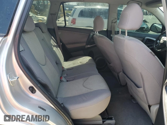 2008 Toyota RAV4 с VIN JTMBD33V786086891, выставлен на аукционе Copart как лот 52520735 с пробегом 181 961 миль миль и Списание • Salvage title. История ставок и продаж доступна на DreamBid. Изображение 11.