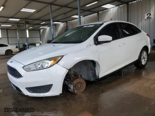 2018 Ford Focus SE with VIN 1FADP3F23JL297522, listed as a Copart auction lot 49119045 with 61,496 mi miles and Clean Title. Bid and sale history available at carsss.com. Image 1.
