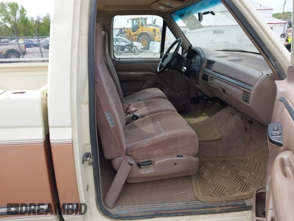 1994 Ford F-150 with VIN 1FTEF14HXRLA47820, listed as a IAAI auction lot 42139859 with 140,530 mi miles and . Bid and sale history available at DreamBid. Image 5.