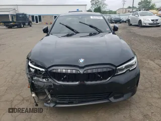 2019 BMW 3 Series 330i xDrive with VIN WBA5R7C52KAJ85867, listed as a Copart auction lot 60107965 with 68,464 mi miles and Salvage title. Bid and sale history available at DreamBid. Image 5.