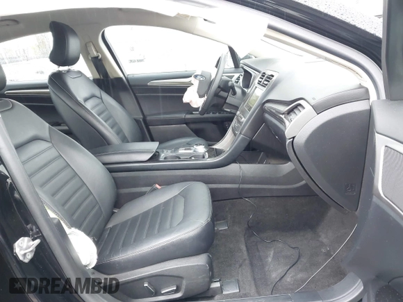 2018 Ford Fusion Energi SE with VIN 3FA6P0PU2JR277481, listed as a IAAI auction lot 41778140 with 51,933 mi miles. Bid and sale history available at carsss.com. Image 5.