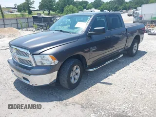 2019 Ram 1500 Big Horn z VIN 1C6RR7TT4KS516856, wystawiony jako IAAI lot #42479156 z przebiegiem 140 579 mil mil oraz . Historia ofert i sprzedaży dostępna na DreamBid. Obrazek 17.
