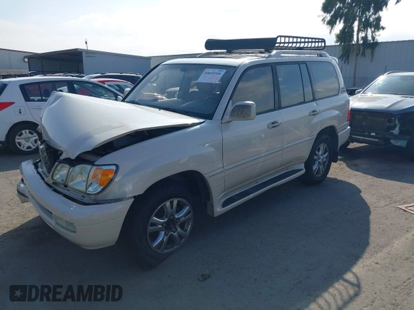 2003 Lexus LX with VIN JTJHT00W533530284, listed as a IAAI auction lot 40605506 with Not Provided miles. Bid and sale history available at carsss.com. Image 17.