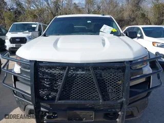 2019 Chevrolet Silverado 1500 Work Truck with VIN 1GCRYAEF2KZ370481, listed as a IAAI auction lot 41594979 with 111,100 mi miles. Bid and sale history available at carsss.com. Image 6.