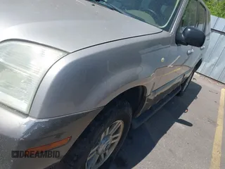 2004 Mercury Mountaineer Convenience with VIN 4M2ZU86W84UJ05710, listed as a IAAI auction lot 42647188 with 174,221 mi miles and . Bid and sale history available at DreamBid. Image 6.