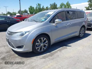 2020 Chrysler Pacifica Limited с VIN 2C4RC1GG1LR184429, выставлен на аукционе IAAI как лот 42701918 с пробегом 73 638 миль миль и . История ставок и продаж доступна на DreamBid. Изображение 23.