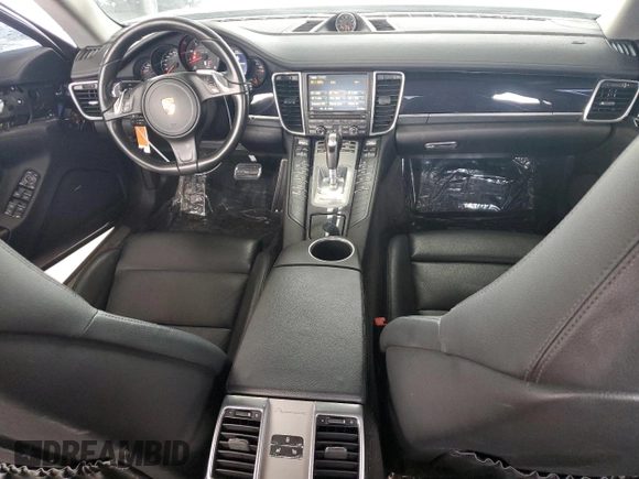 2015 Porsche Panamera 4 z VIN WP0AA2A73FL007380, wystawiony jako Copart lot #47858085 z przebiegiem 73 396 mil mil oraz Szkody całkowita. Historia ofert i sprzedaży dostępna na DreamBid. Obrazek 8.