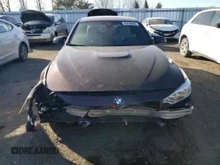 2017 BMW M3 z VIN WBS8M9C36H5G85942, wystawiony jako Copart lot #83209834 z przebiegiem Nie podano mil oraz Tytuł czysty. Historia ofert i sprzedaży dostępna na DreamBid. Obrazek 5.
