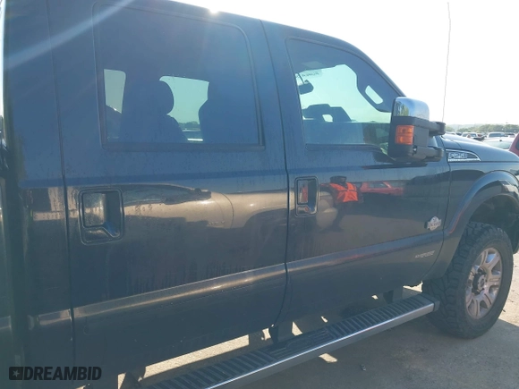 2015 Ford Super Duty F-250 SRW Lariat with VIN 1FT7W2BT6FEB68835, listed as a IAAI auction lot 41970738 with 376,238 mi miles. Bid and sale history available at carsss.com. Image 13.