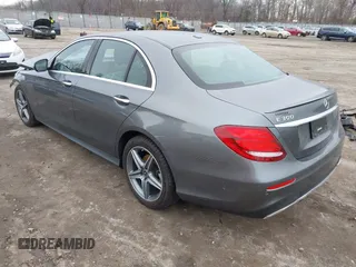 2018 Mercedes-Benz E 300 with VIN WDDZF4JB2JA342094, listed as a IAAI auction lot 41556822 with 71,630 mi miles and . Bid and sale history available at DreamBid. Image 3.