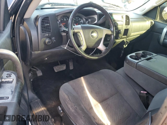 2009 Chevrolet Silverado 1500 with VIN 1GCEK24059Z143265, listed as a Copart auction lot 89331855 with 195,735 mi miles and Salvage Title. Bid and sale history available at DreamBid. Image 8.