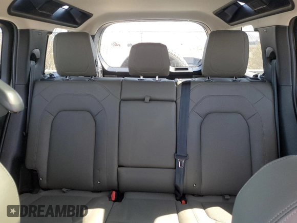 2023 Land Rover Defender S with VIN SALEJ7EX2P2234133, listed as a Copart auction lot 49185905 with 29,315 mi miles and Salvage title. Bid and sale history available at DreamBid. Image 10.