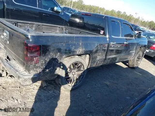 2015 Chevrolet Silverado 1500 LS with VIN 1GCRCPEC0FZ309143, listed as a IAAI auction lot 41433445 with 105,947 mi miles. Bid and sale history available at carsss.com. Image 4.