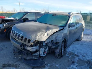 2021 Jeep Cherokee Latitude Lux with VIN 1C4PJMMX9MD105662, listed as a IAAI auction lot 41375697 with 58,048 mi miles. Bid and sale history available at carsss.com. Image 17.