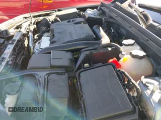 2025 Chevrolet Malibu LS z VIN 1G1ZB5ST7SF103883, wystawiony jako IAAI lot #41376466 z przebiegiem 10 502 mil mil oraz . Historia ofert i sprzedaży dostępna na DreamBid. Obrazek 19.