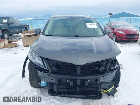 2018 Lincoln MKC Reserve with VIN 5LMTJ3DH4JUL19545, listed as a IAAI auction lot 41488381 with 38,215 mi miles and . Bid and sale history available at DreamBid. Image 13.