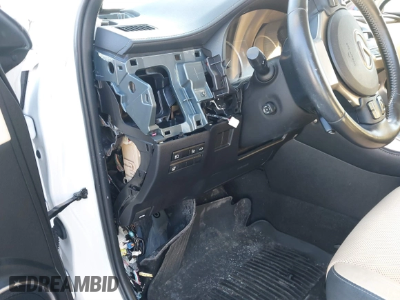 2019 Lexus NX 300h z VIN JTJBJRBZ2K2109540, wystawiony jako IAAI lot #41713515 z przebiegiem 42 790 mil mil oraz . Historia ofert i sprzedaży dostępna na DreamBid. Obrazek 6.