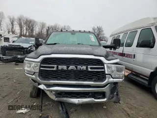 2020 Ram 3500 Tradesman with VIN 3C63RRGL8LG215835, listed as a Copart auction lot 43729025 with 222,314 mi miles and Salvage Title. Bid and sale history available at carsss.com. Image 5.