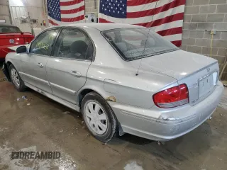 2005 Hyundai Sonata GL with VIN KMHWF25H05A169449, listed as a Copart auction lot 40015383 with 171,927 mi miles and Non Repairable. Bid and sale history available at carsss.com. Image 3.