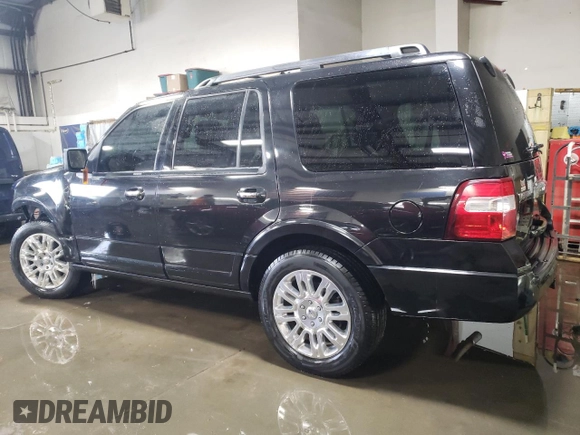 2011 Ford Expedition Limited z VIN 1FMJU1K50BEF42059, wystawiony jako Copart lot #42000825 z przebiegiem 132 395 mil mil oraz Nie do naprawy • Non repairable. Historia ofert i sprzedaży dostępna na DreamBid. Obrazek 2.