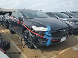 2018 Tesla Model X 75D with VIN 5YJXCAE24JF142506, listed as a Copart auction lot 43536215 with Not Provided miles and Salvage Title. Bid and sale history available at carsss.com. Image 4.