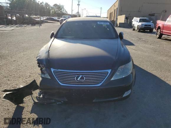 2009 Lexus LS 460 with VIN JTHCL46F095004555, listed as a Copart auction lot 46219955 with 180,794 mi miles and Salvage title. Bid and sale history available at DreamBid. Image 5.