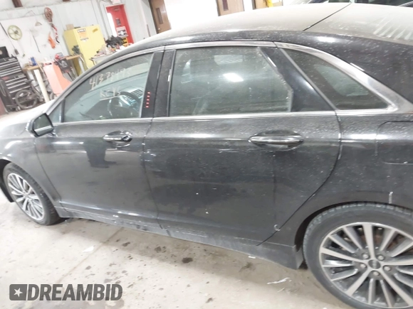 2019 Lincoln MKZ Standard with VIN 3LN6L5A98KR605023, listed as a IAAI auction lot 41378493 with 150,907 mi miles. Bid and sale history available at carsss.com. Image 14.