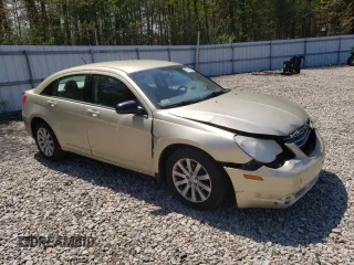 2010 Chrysler Sebring Limited z VIN 1C3CC5FB0AN179398, wystawiony jako Copart lot #57034905 z przebiegiem 184 988 mil mil oraz Czysty tytuł • Clean title. Historia ofert i sprzedaży dostępna na DreamBid. Obrazek 4.