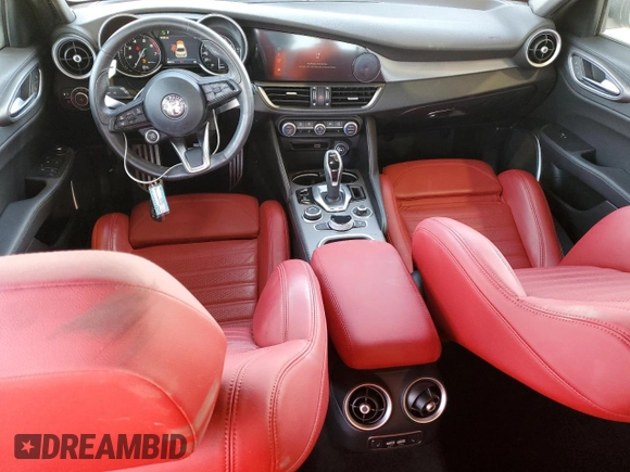 2022 Alfa Romeo Giulia Veloce with VIN ZARFAMBN1N7654274, listed as a Copart auction lot 49275785 with 9,507 mi miles and Salvage Title. Bid and sale history available at carsss.com. Image 8.