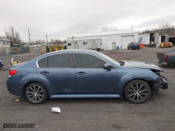 2013 Subaru Legacy 2.5i Sport with VIN 4S3BMBG60D3033698, listed as a IAAI auction lot 41945032 with 130,204 mi miles. Bid and sale history available at carsss.com. Image 13.
