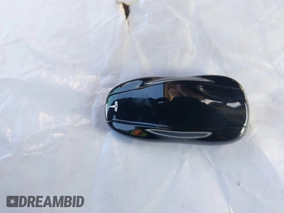 2014 Tesla Model S 60 z VIN 5YJSA1H17EFP43546, wystawiony jako IAAI lot #41896443 z przebiegiem Nie podano mil oraz . Historia ofert i sprzedaży dostępna na DreamBid. Obrazek 11.