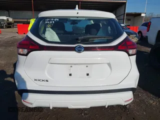 2021 Nissan Kicks S with VIN 3N1CP5BV2ML483629, listed as a IAAI auction lot 41995135 with 77,650 mi miles. Bid and sale history available at carsss.com. Image 16.