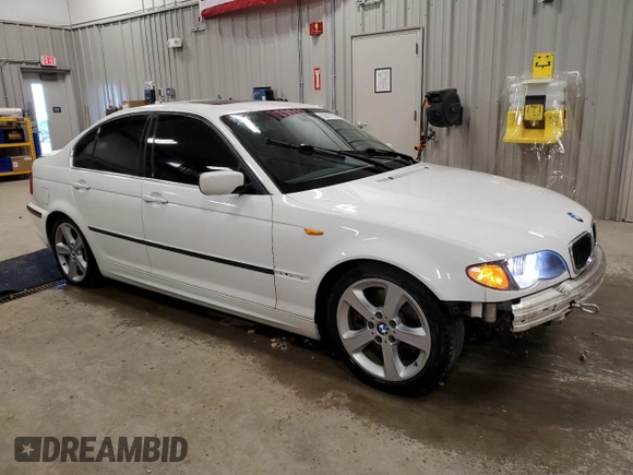 2004 BMW 3 Series 330xi with VIN WBAEW53474PG10944, listed as a Copart auction lot 52017375 with 216,654 mi miles and Clean Title. Bid and sale history available at carsss.com. Image 4.