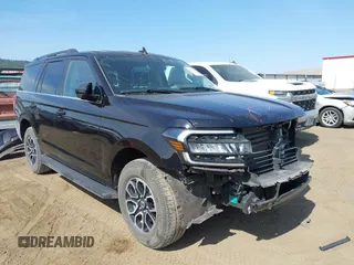 2024 Ford Expedition XLT z VIN 1FMJU1H83REA52243, wystawiony jako IAAI lot #42510742 z przebiegiem 33 284 mil mil oraz . Historia ofert i sprzedaży dostępna na DreamBid. Obrazek 1.