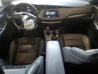 2022 Cadillac XT4 FWD Luxury z VIN 1GYAZAR45NF124737, wystawiony jako Copart lot #53164135 z przebiegiem 41 344 mil mil oraz Szkoda całkowita • Salvage title. Historia ofert i sprzedaży dostępna na DreamBid. Obrazek 8.