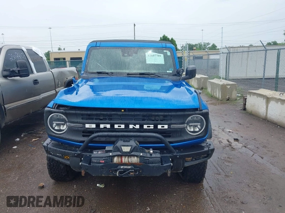 2022 Ford Bronco с VIN 1FMEE5DP7NLB05406, выставлен на аукционе IAAI как лот 42607701 с пробегом 38 206 миль миль и . История ставок и продаж доступна на DreamBid. Изображение 12.